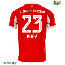 Bayern Munich Sacha Boey #23 Hjemmedrakt 2025-26 Kortermet